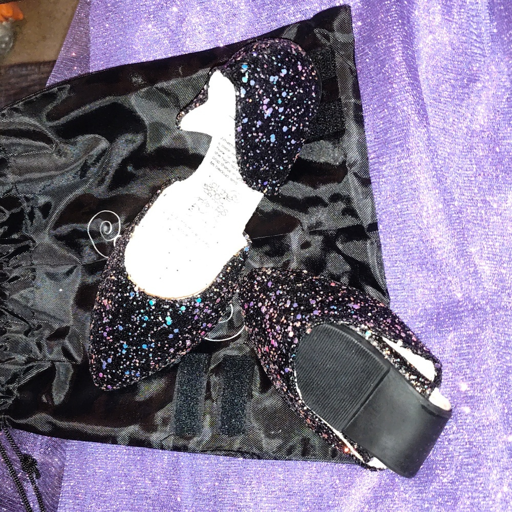 Foldable sparkle shoes